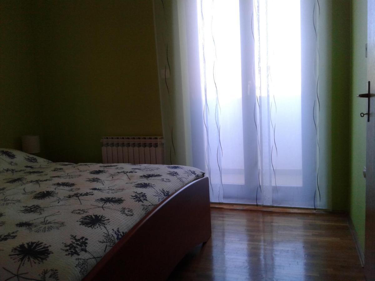 Apartment Sunny Place Pula Eksteriør billede